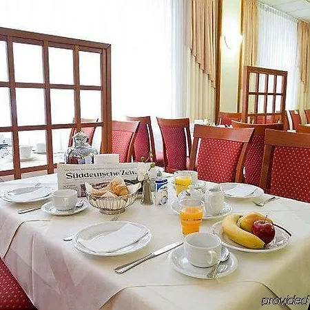Novina Herzo-base Hotel 4*