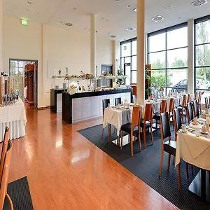 Novina Herzo-base 4* Herzogenaurach