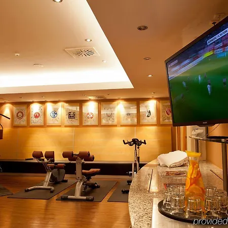 Novina Herzo-base 4*