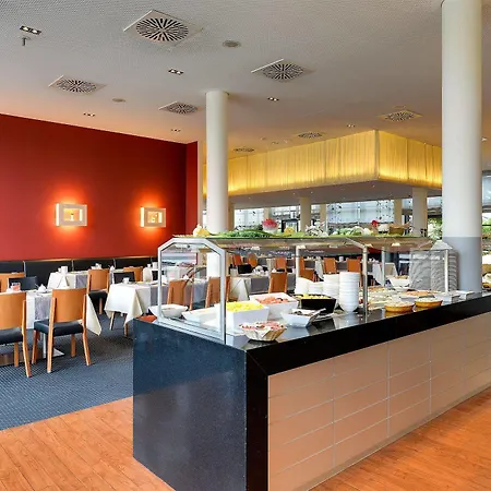 Novina Herzo-base 4* Herzogenaurach