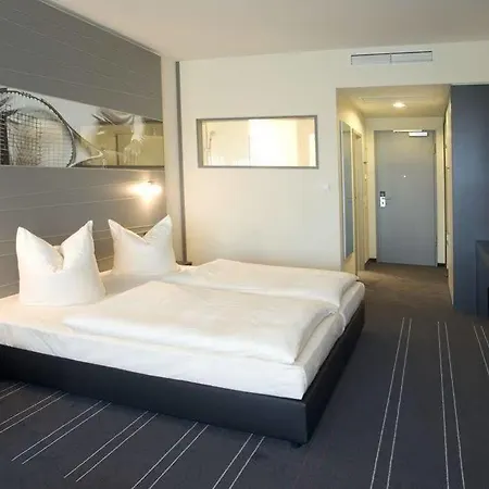 Novina Herzo-base Hotel