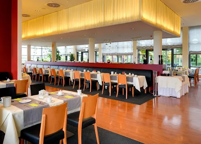 Novina Herzo-base 4* Herzogenaurach