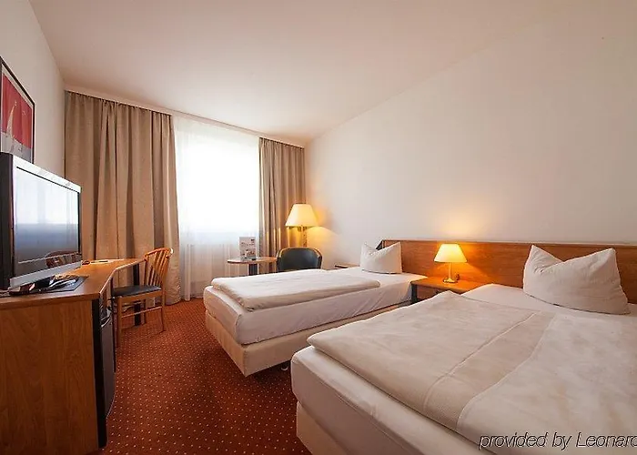 Novina Herzo-base Hotel 4*