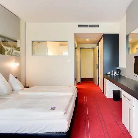 Hotel Novina Herzo-base