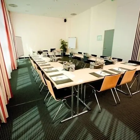 Novina Herzo-base Szálloda 4*