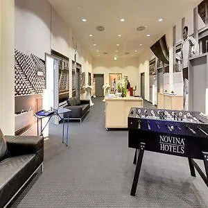 호텔 노비나 헤르초-베이스